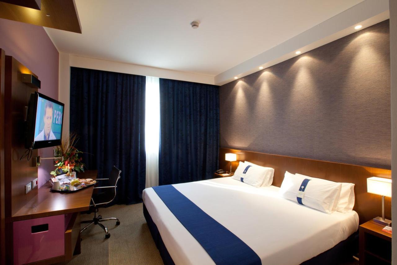 Holiday Inn Express Reggio Emilia By Ihg Exteriör bild