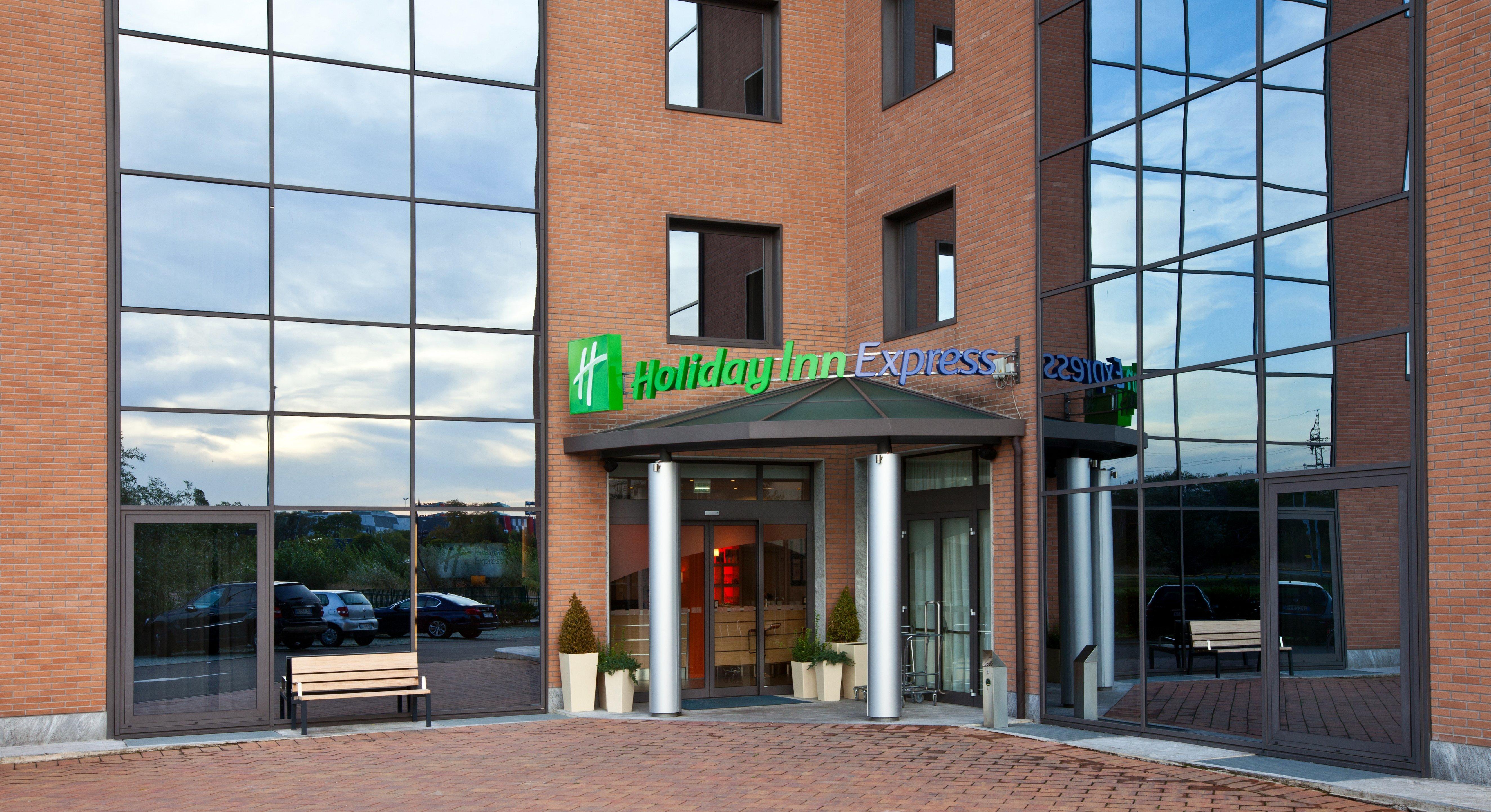 Holiday Inn Express Reggio Emilia By Ihg Exteriör bild
