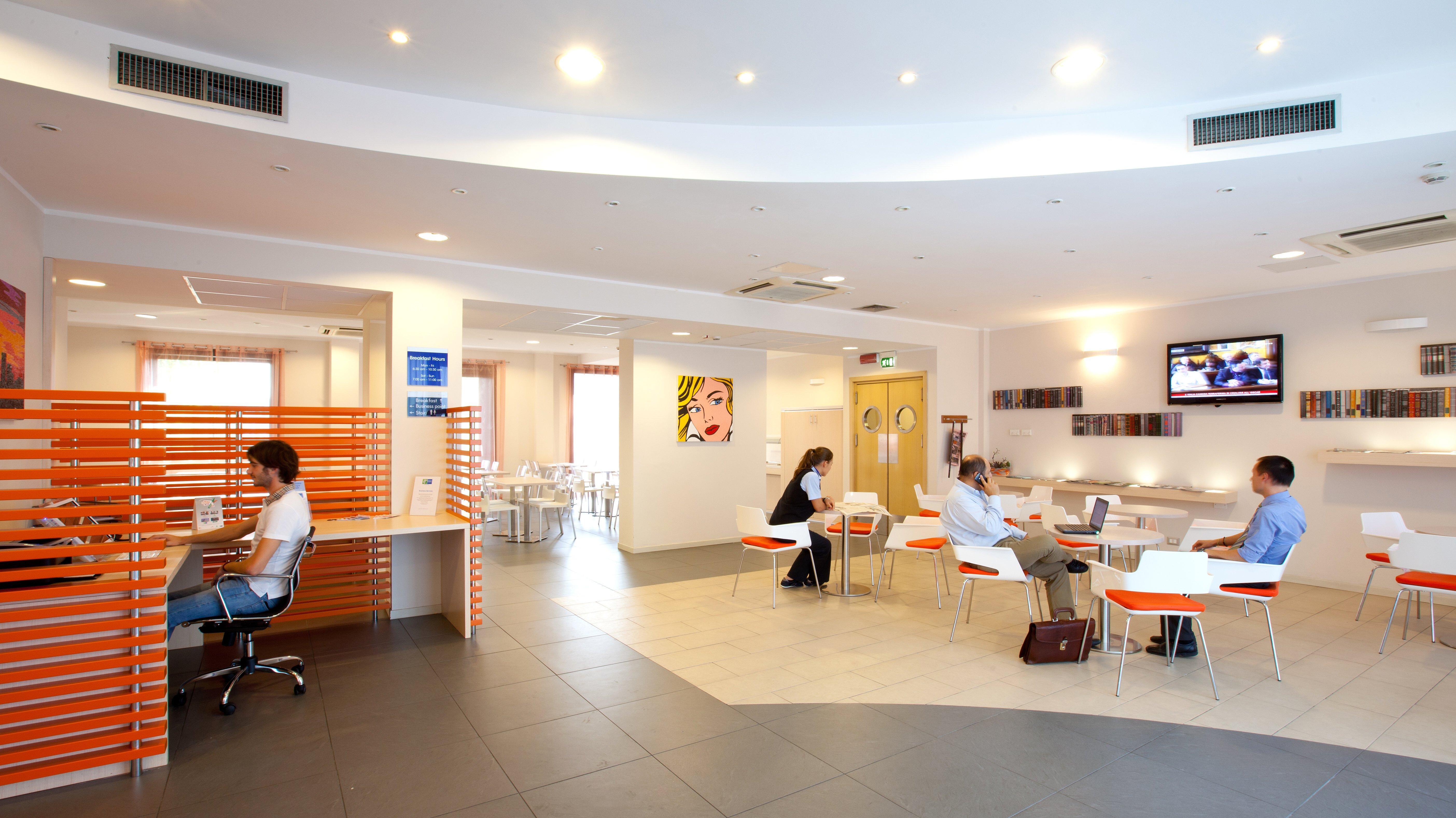 Holiday Inn Express Reggio Emilia By Ihg Exteriör bild