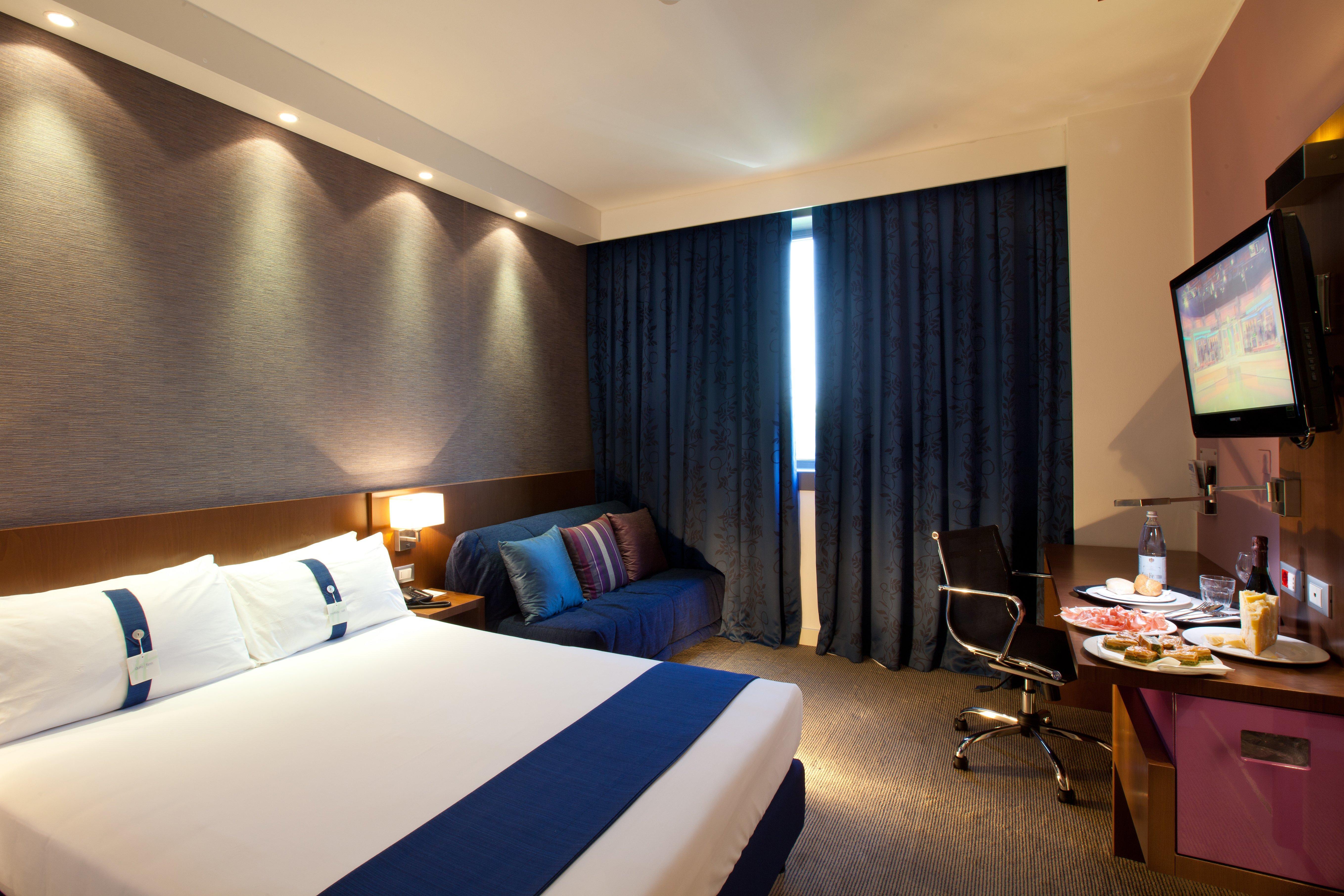 Holiday Inn Express Reggio Emilia By Ihg Exteriör bild