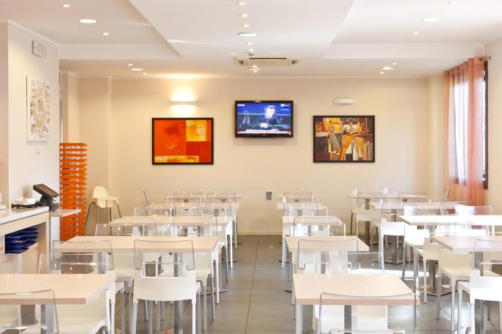 Holiday Inn Express Reggio Emilia By Ihg Exteriör bild