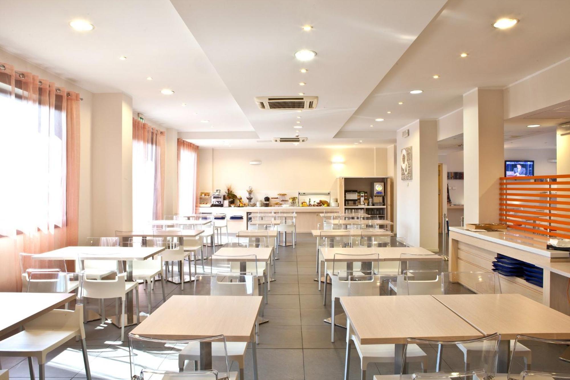 Holiday Inn Express Reggio Emilia By Ihg Exteriör bild